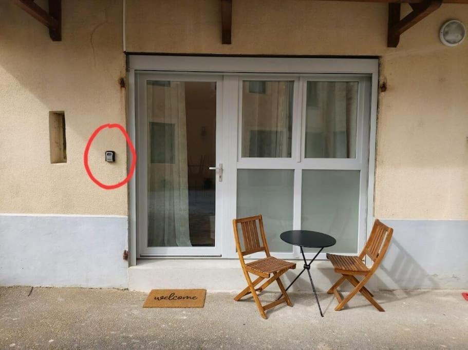 Appartement 2 Pieces Le Louveteau Arbois Exterior photo