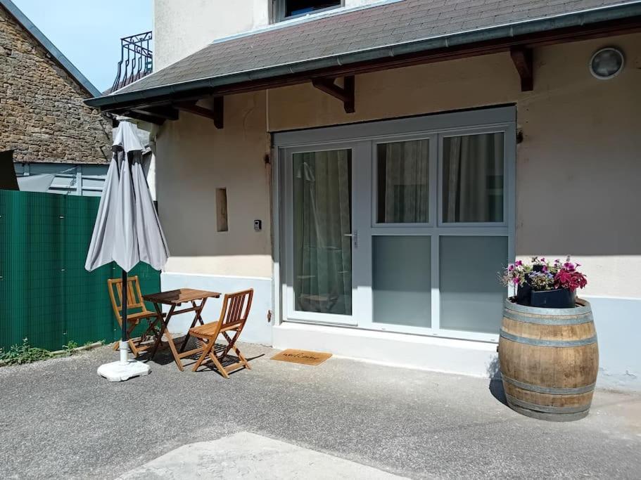 Appartement 2 Pieces Le Louveteau Arbois Exterior photo